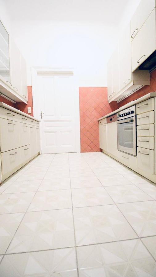 Modern Double Room Js B Βιέννη Εξωτερικό φωτογραφία