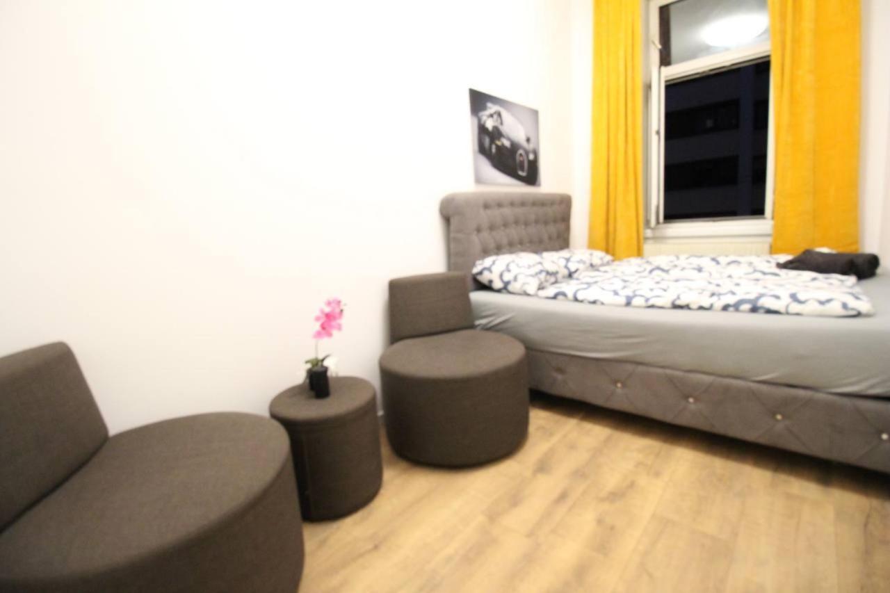Modern Double Room Js B Βιέννη Εξωτερικό φωτογραφία
