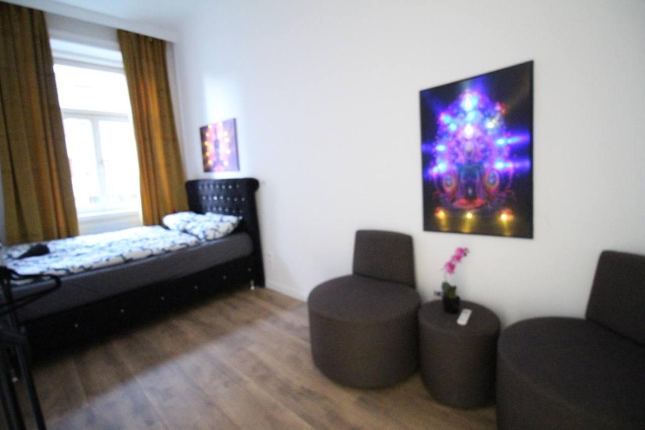 Modern Double Room Js B Βιέννη Εξωτερικό φωτογραφία
