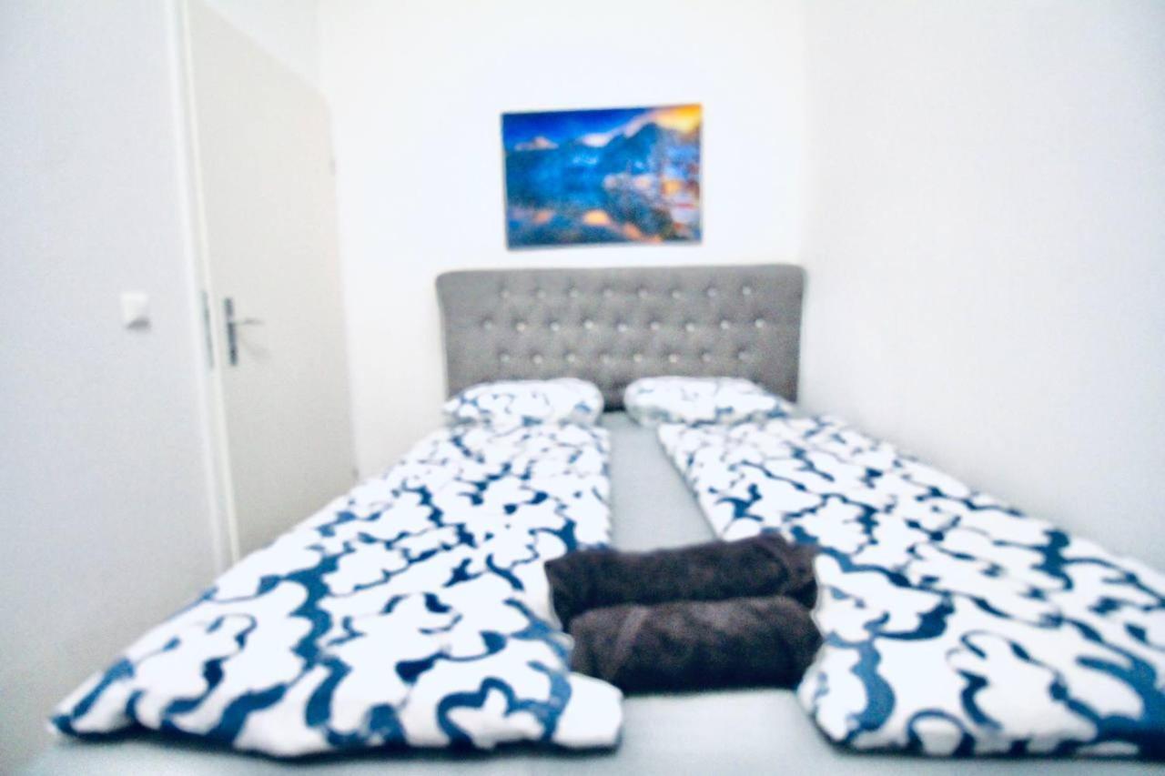 Modern Double Room Js B Βιέννη Εξωτερικό φωτογραφία