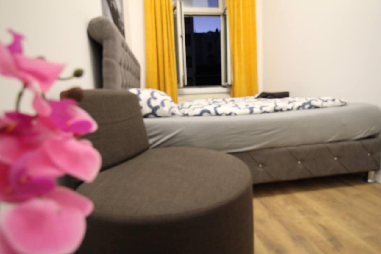 Modern Double Room Js B Βιέννη Εξωτερικό φωτογραφία